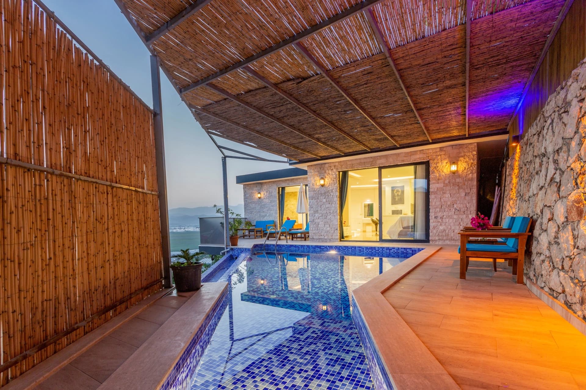 Villa Rock Korunaklı Havuz 69