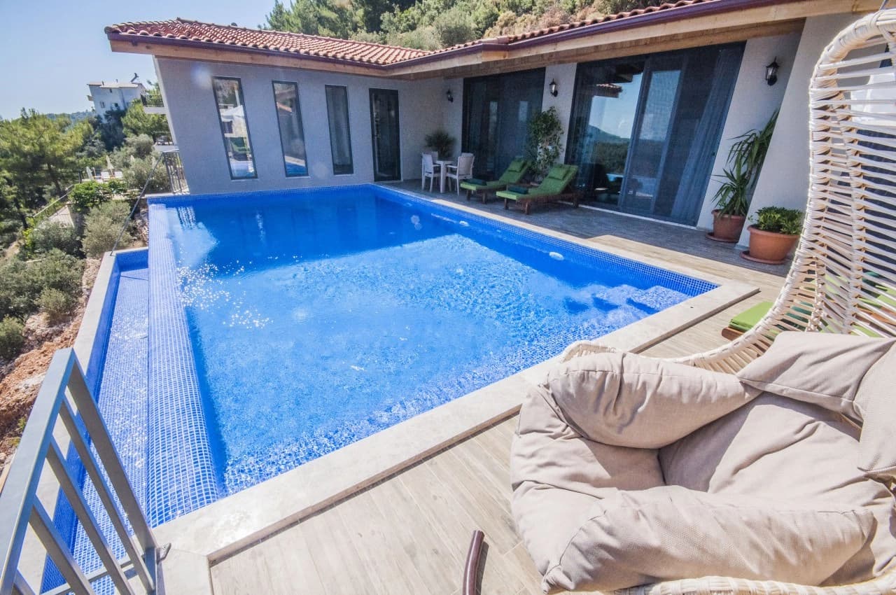 Villa Achyle Korunaklı Havuz 85