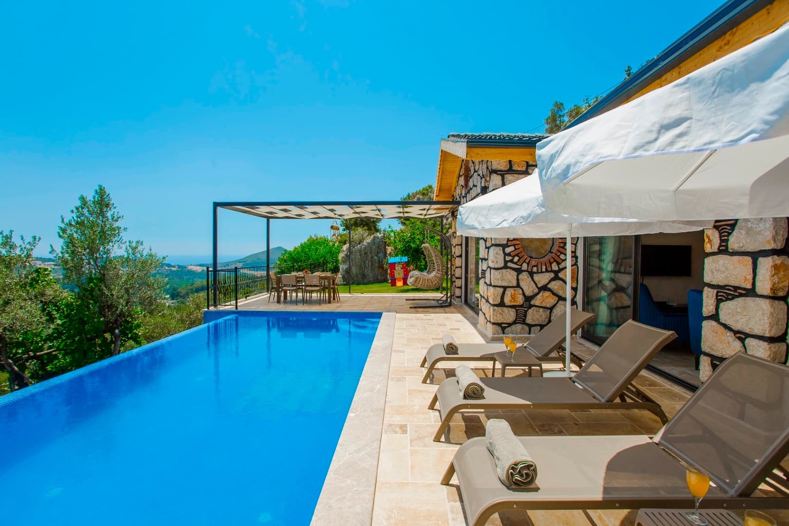 Villa Aleyna Korunaklı Havuz 57