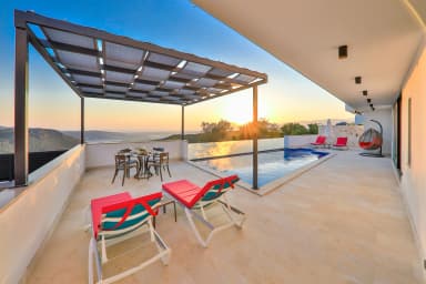 Villa Azure Üzümlü 49