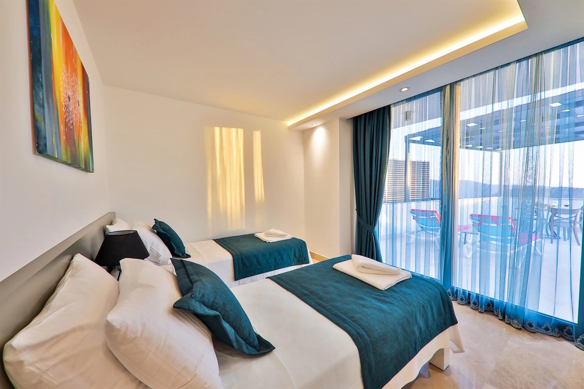 Villa Azure Üzümlü 99