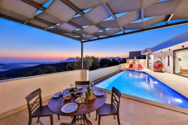 Villa Azure Korunaklı Havuz 84