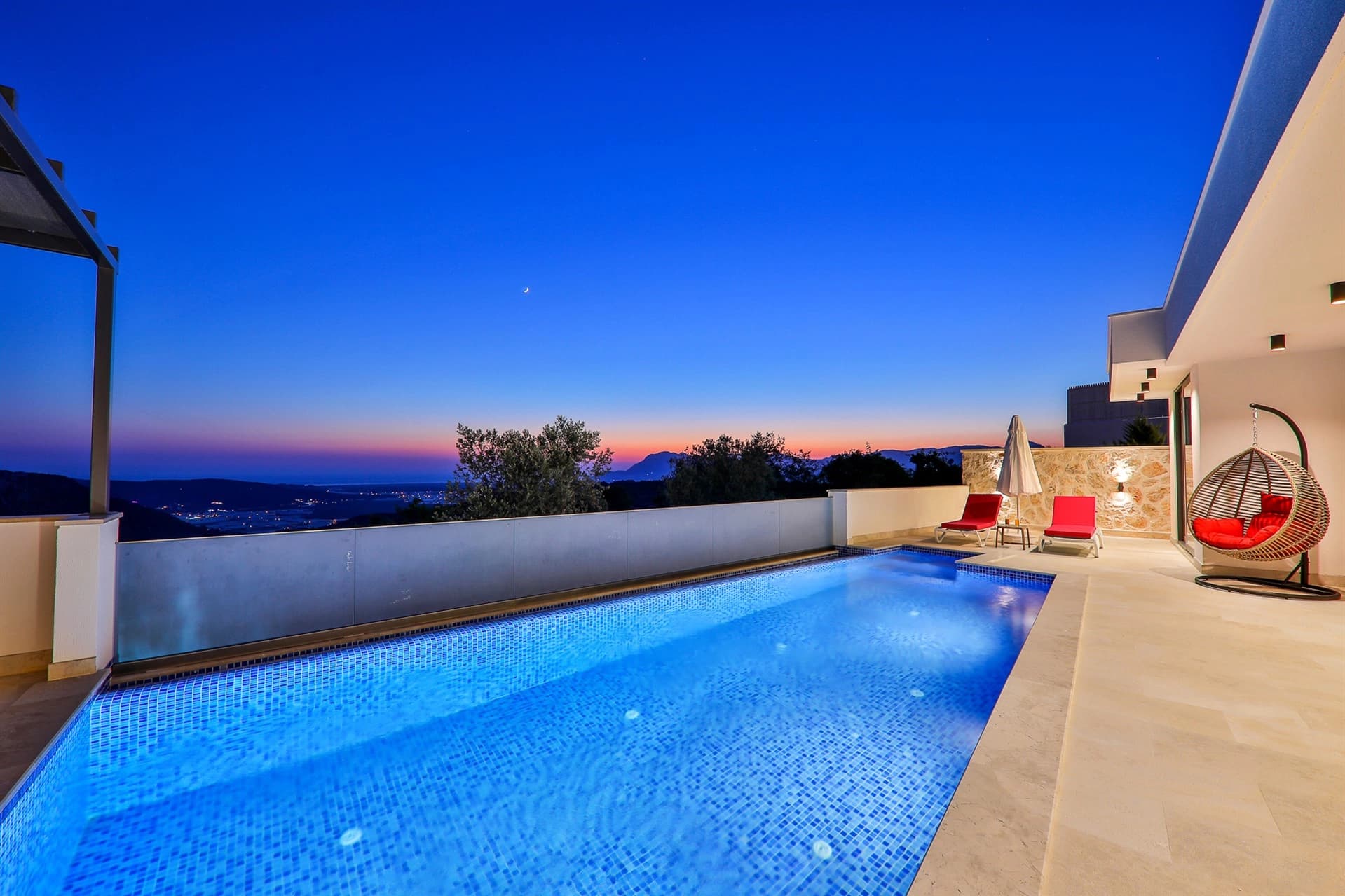 Villa Azure Korunaklı Havuz 98