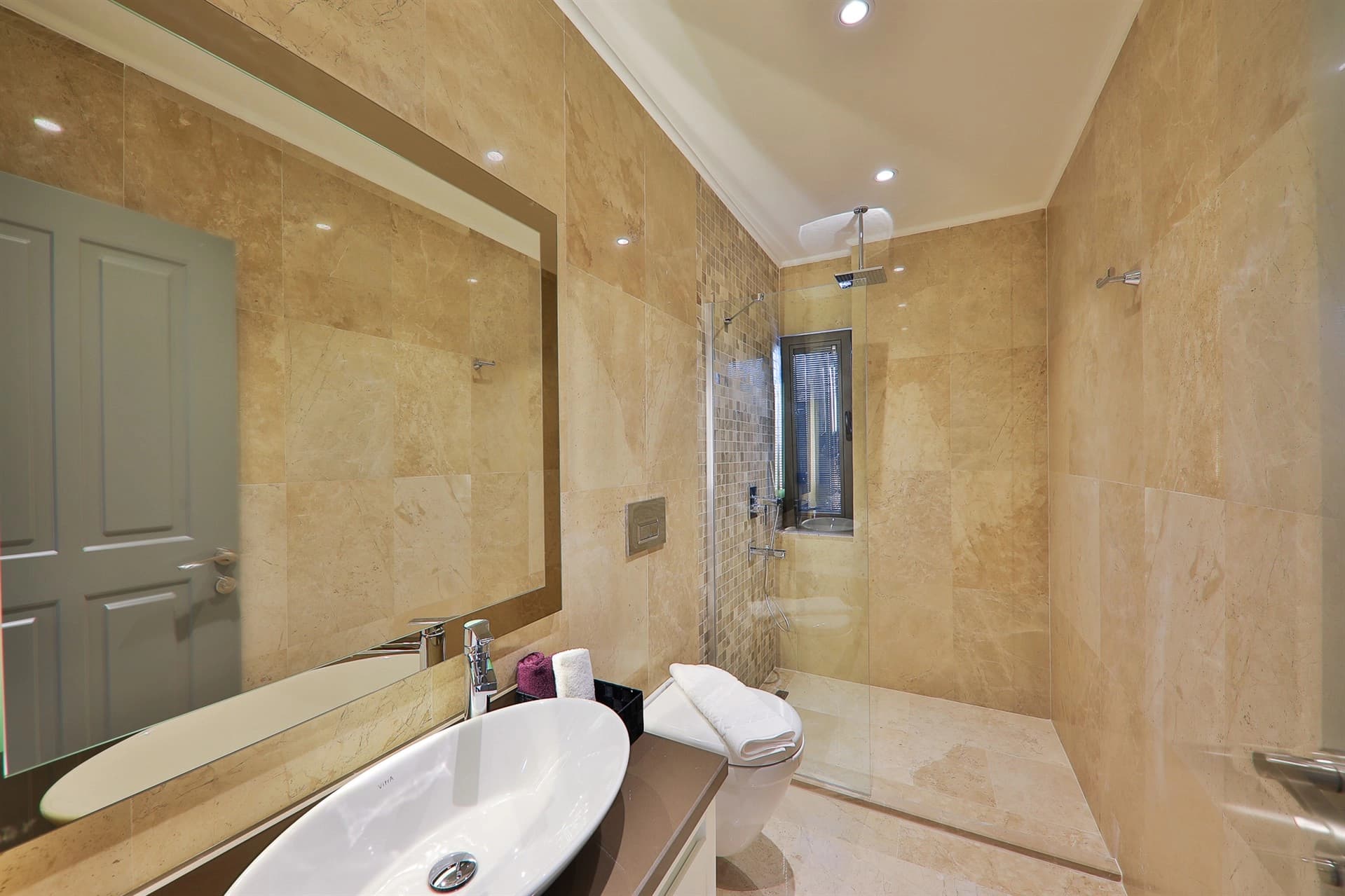 Villa Azure Üzümlü 85