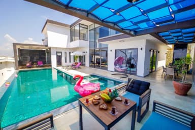 Villa Sıla Nur Korunaklı Havuz 25