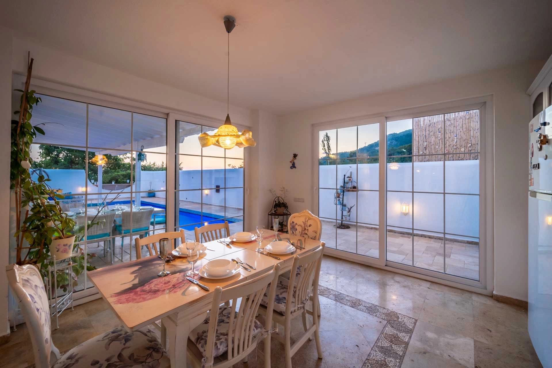 Villa Rana Evi Korunaklı Havuz 81