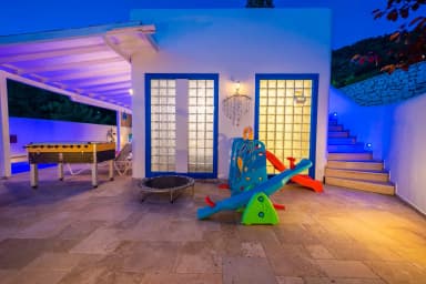 Villa Rana Evi Korunaklı Havuz 11