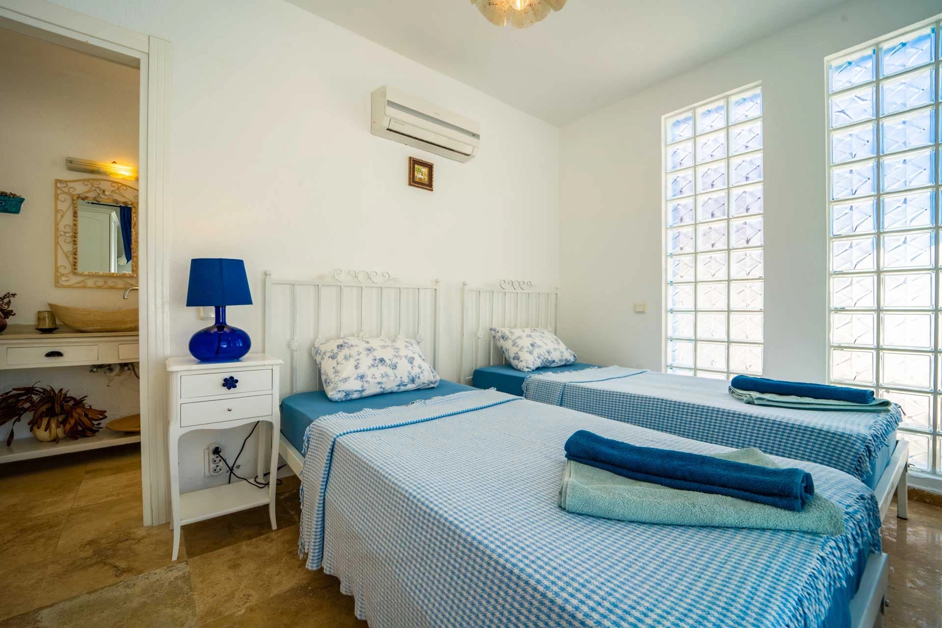 Villa Rana Evi Korunaklı Havuz 33