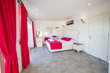 Villa Eftalya Korunaklı Havuz 10