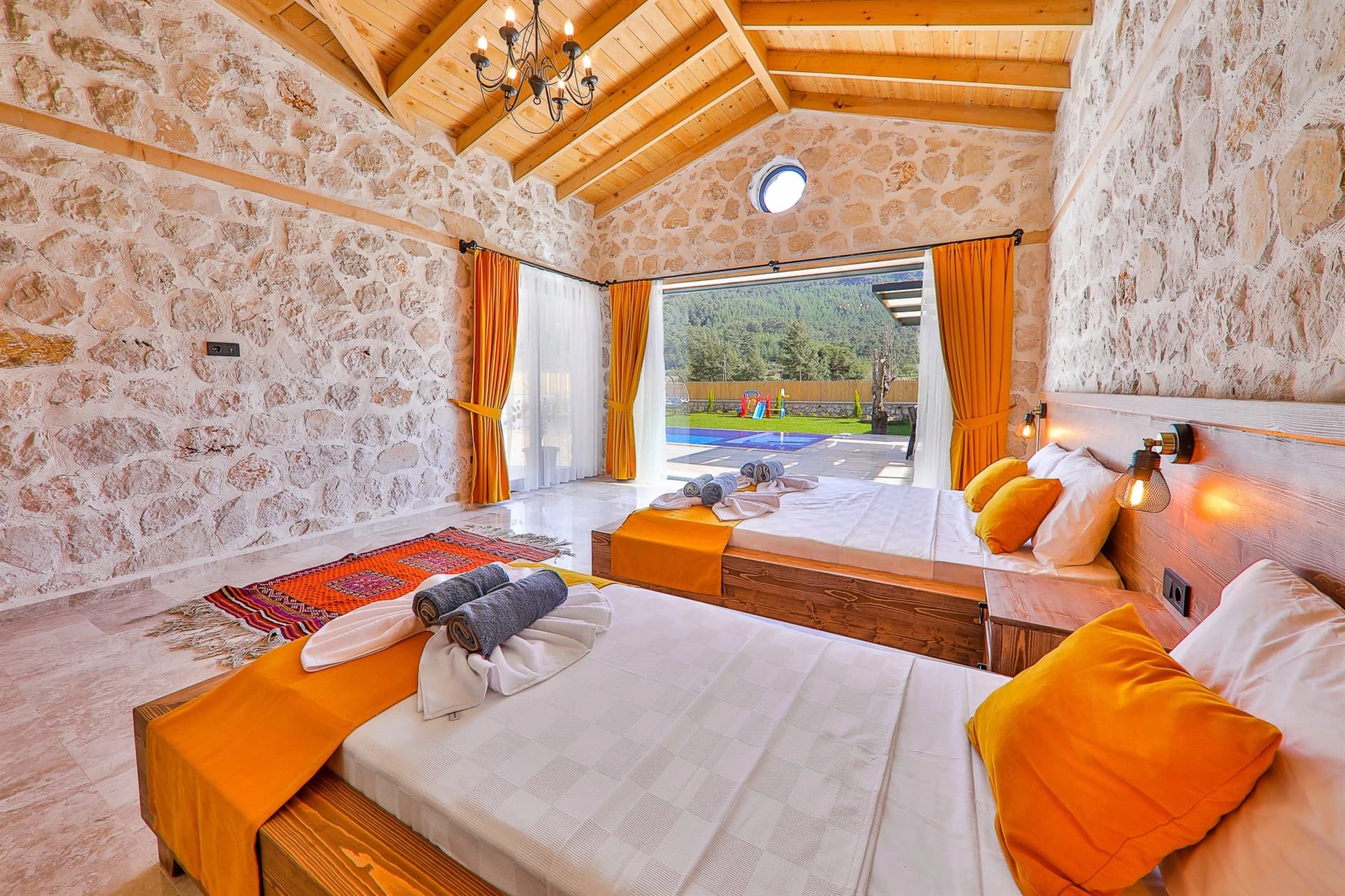 Villa Korsan Korunaklı Havuz 17