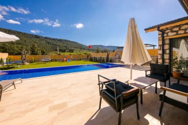 Villa Korsan Korunaklı Havuz 71