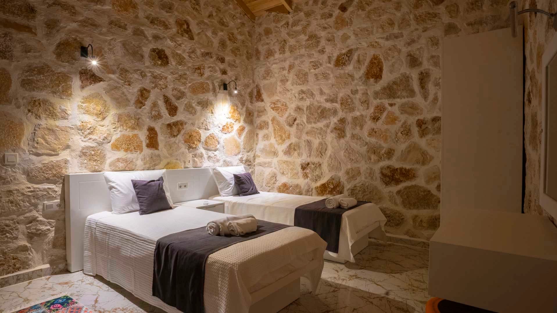 Villa Anka Sarıbelen Korunaklı Havuz 95