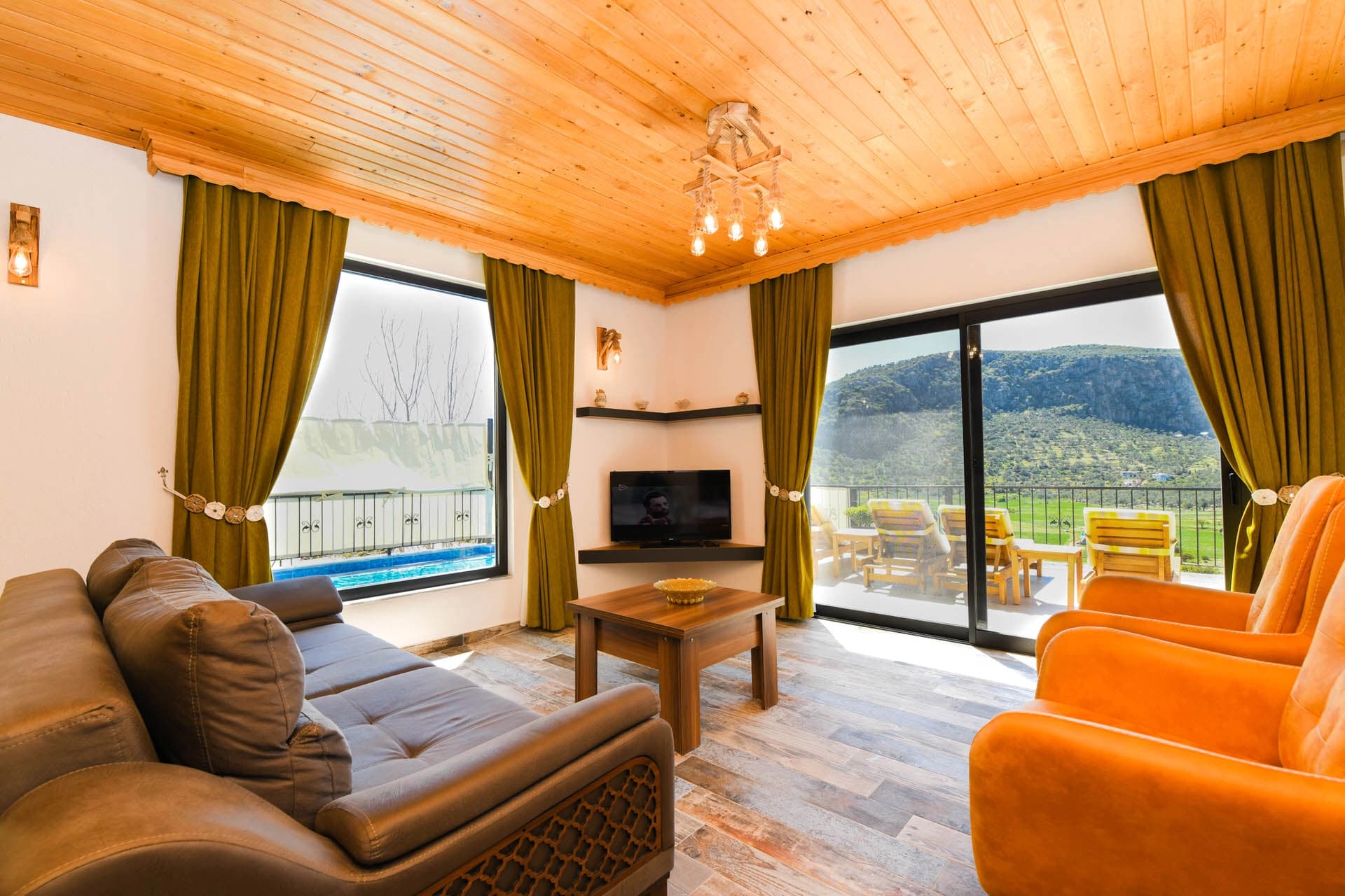 Villa Baki Korunaklı Havuz 21