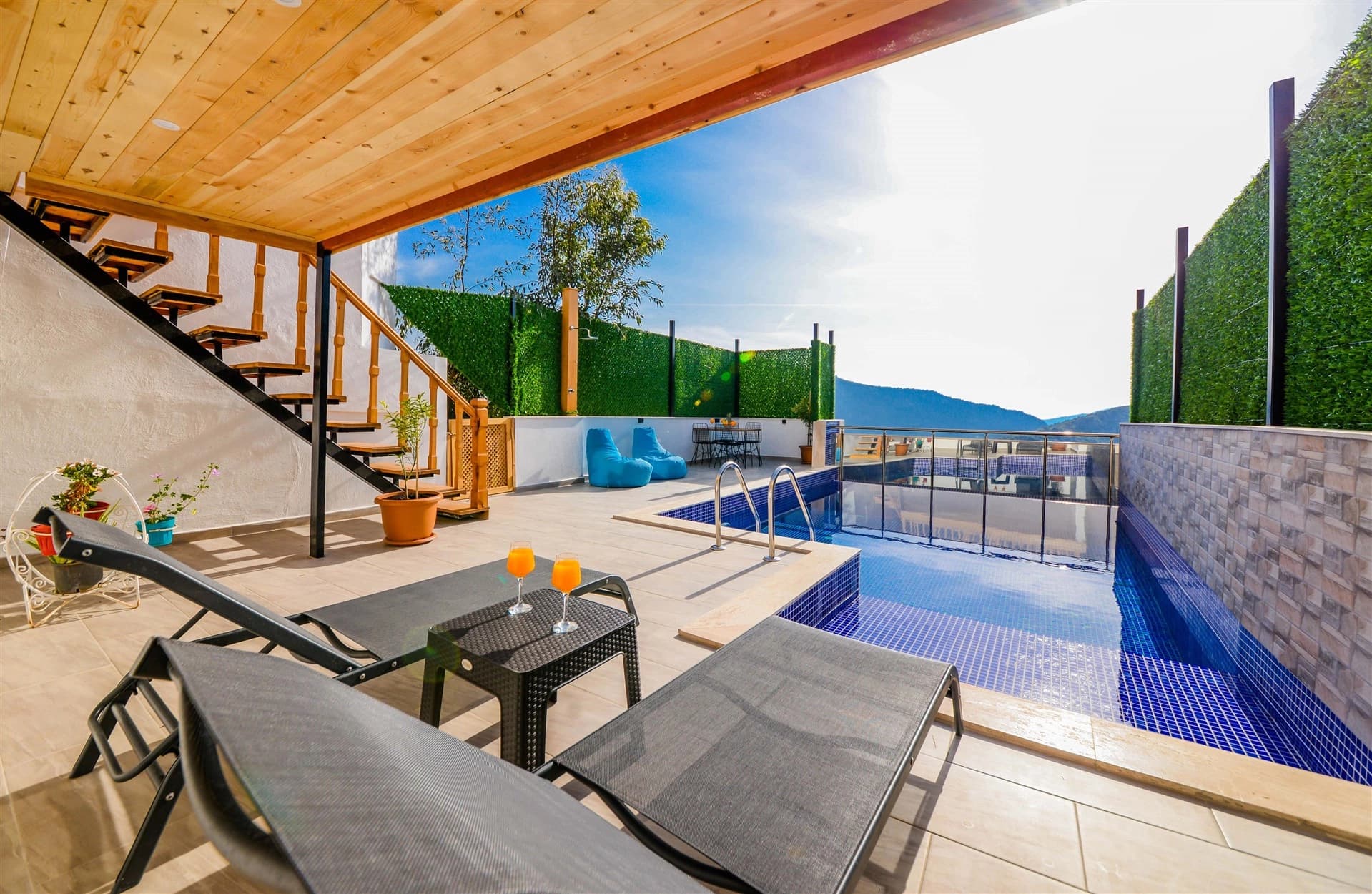 Villa Tuğçem Korunaklı Havuz 43