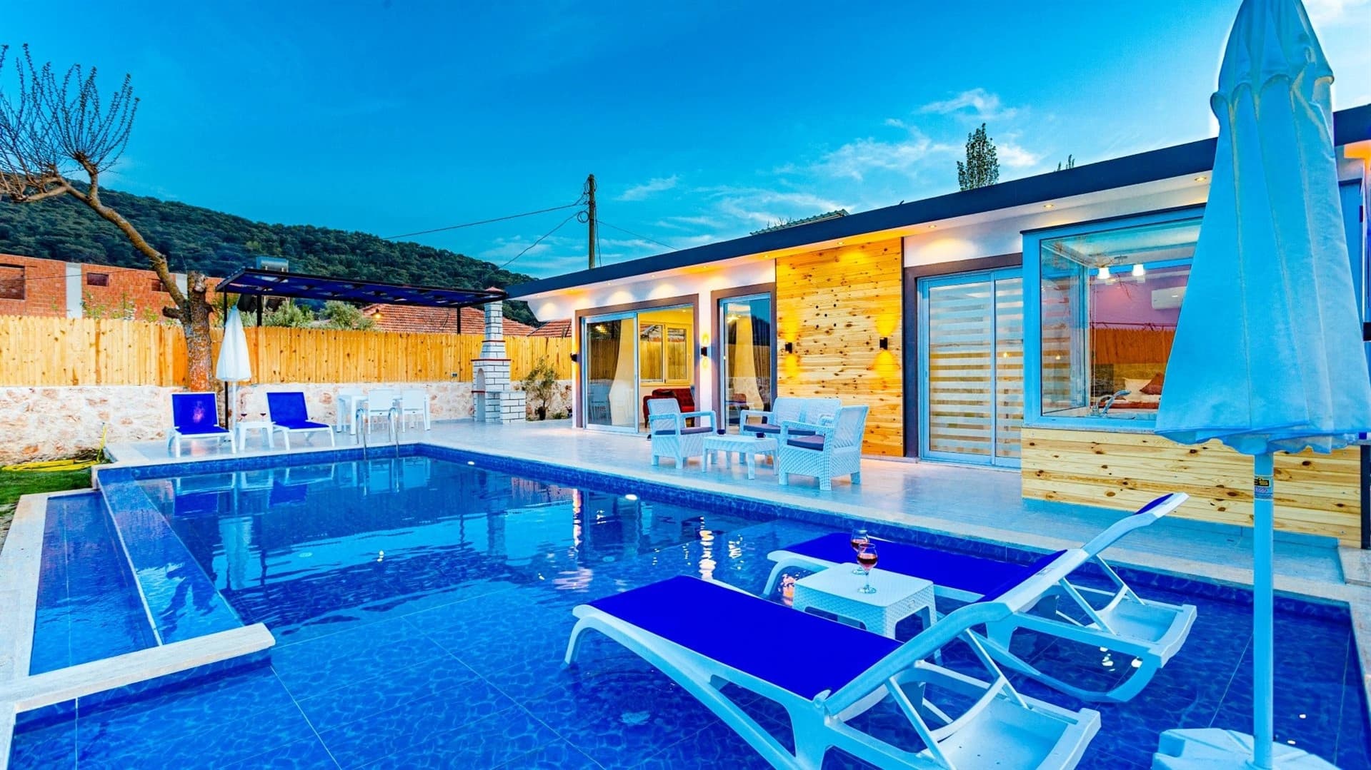 Villa Aylin Korunaklı Havuz 42