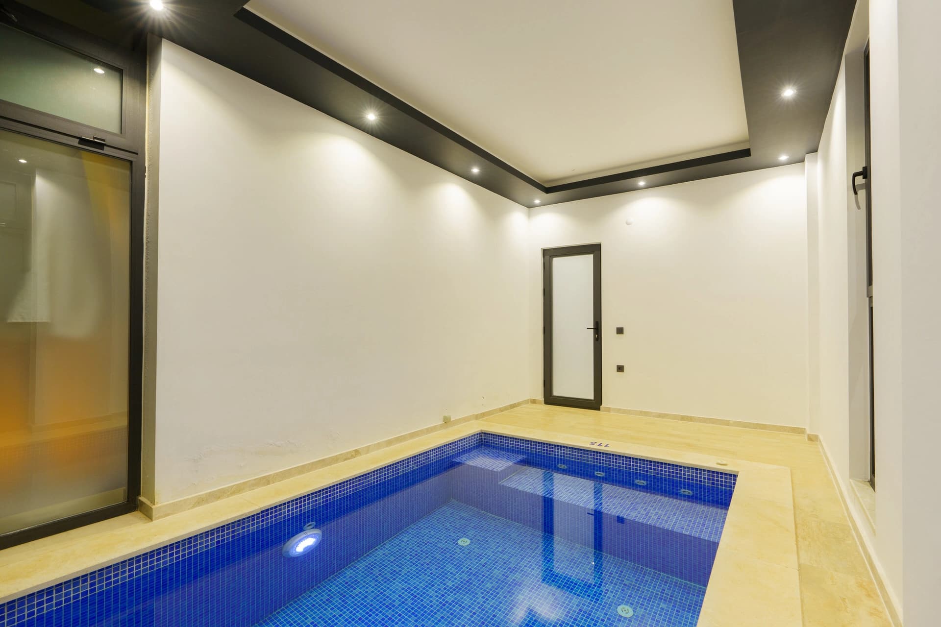 Villa Yıldız Korunaklı Havuz 59