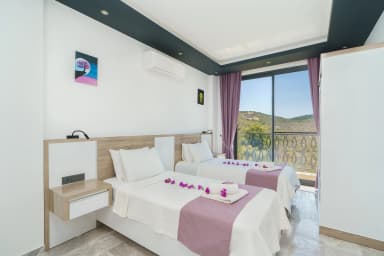 Villa Yıldız Korunaklı Havuz 25