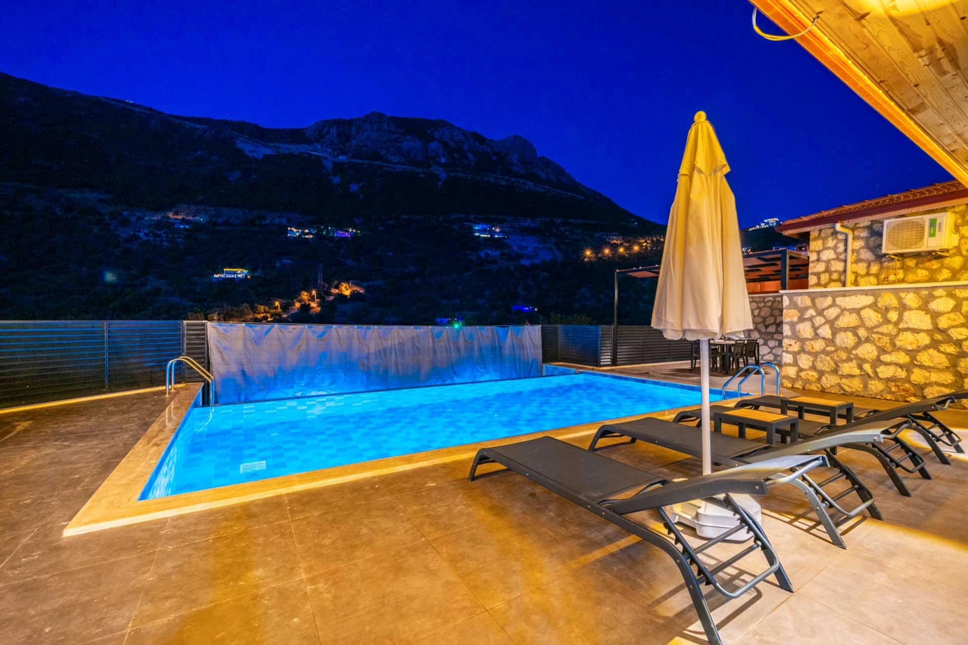 Villa Ali Baba Korunaklı Havuz 11