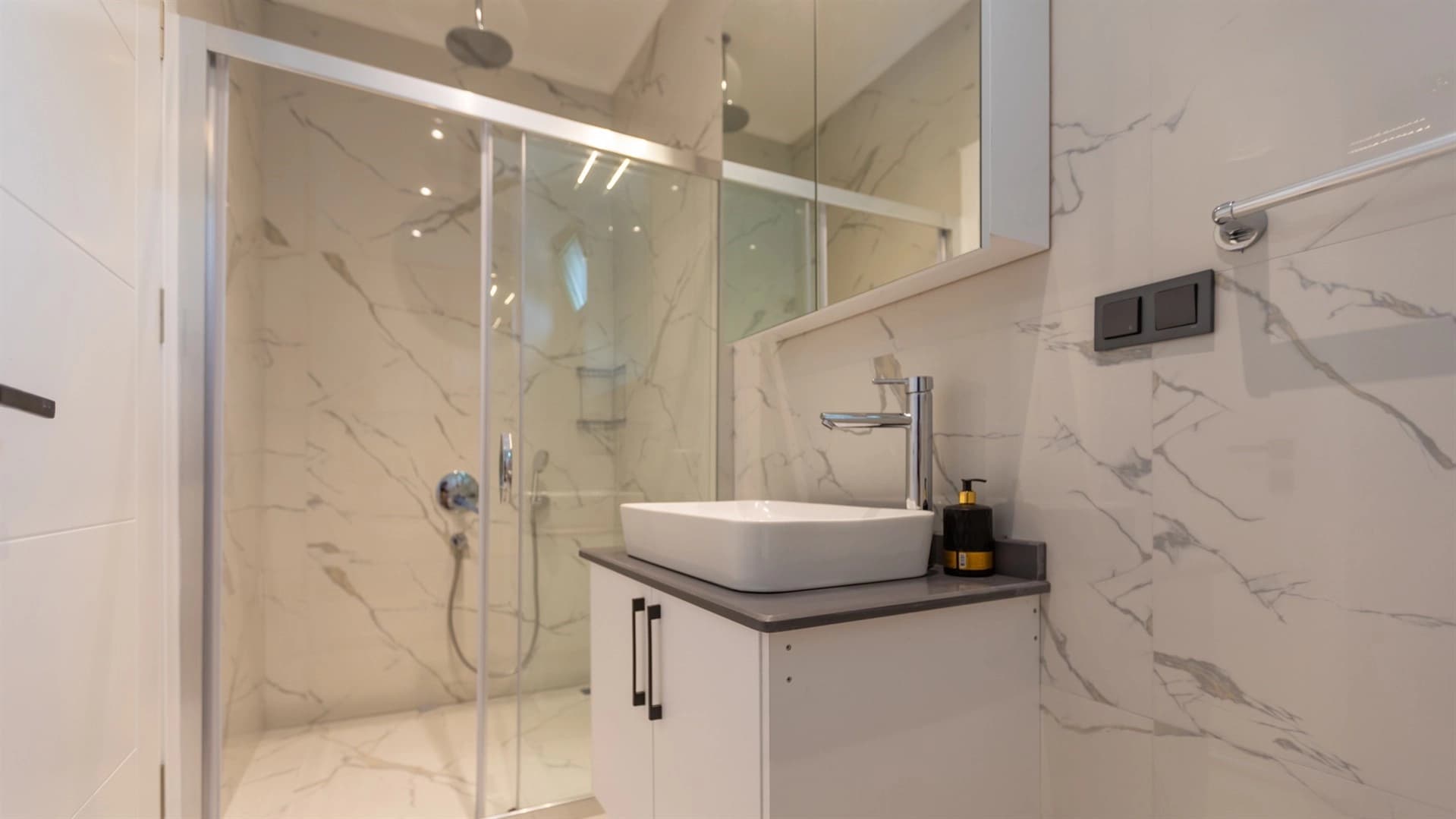 Villa Burcu Korunaklı Havuz 52