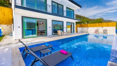 Villa Burcu Korunaklı Havuz 42