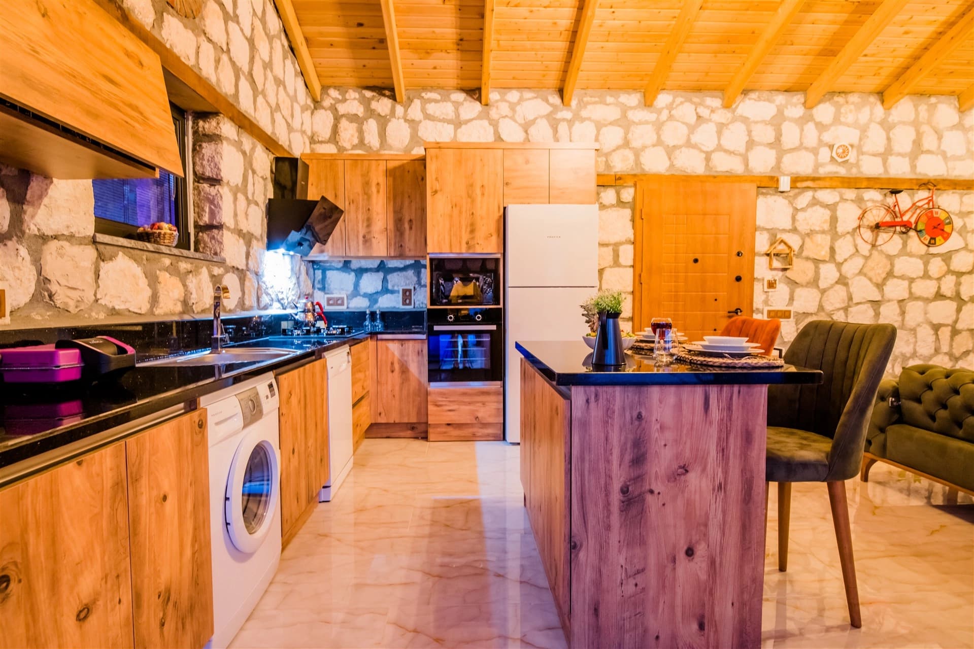 Villa Esay Korunaklı Havuz 49