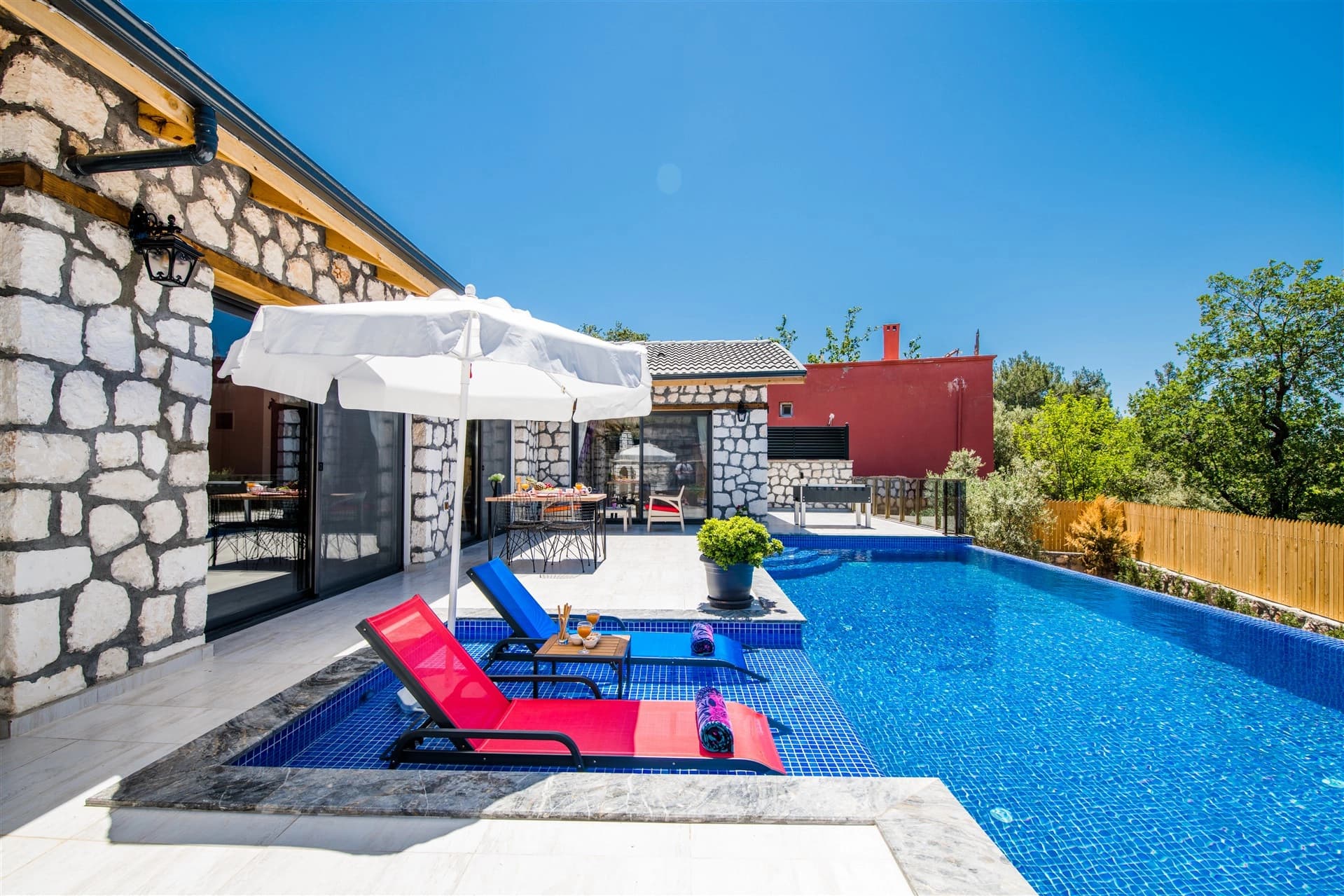 Villa Esay Korunaklı Havuz 41