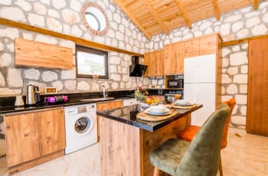 Villa Esay Korunaklı Havuz 91