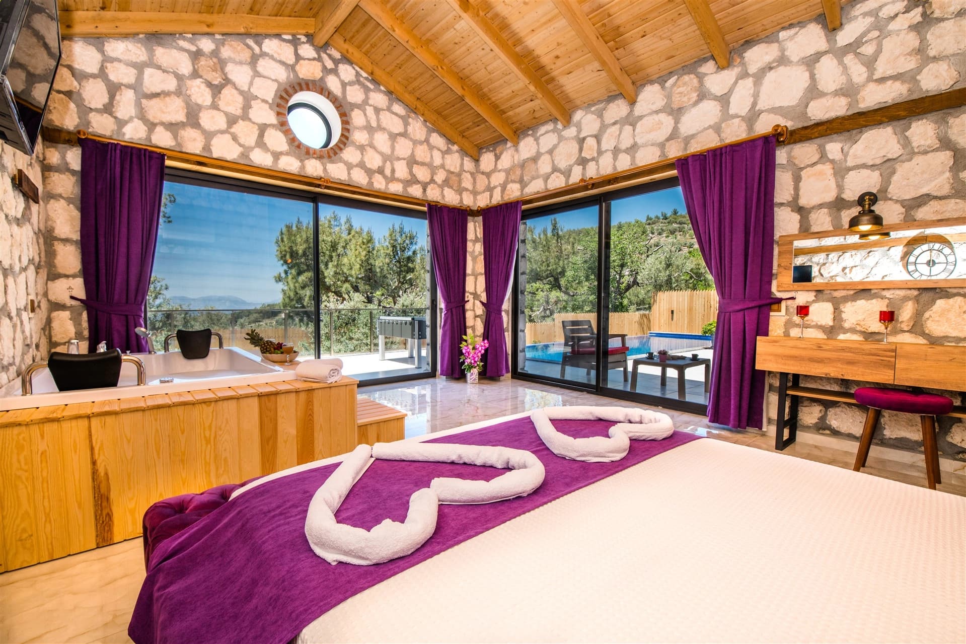 Villa Esay Korunaklı Havuz 99