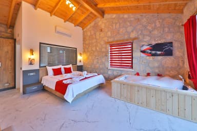 Villa Tanç Korunaklı Havuz 49