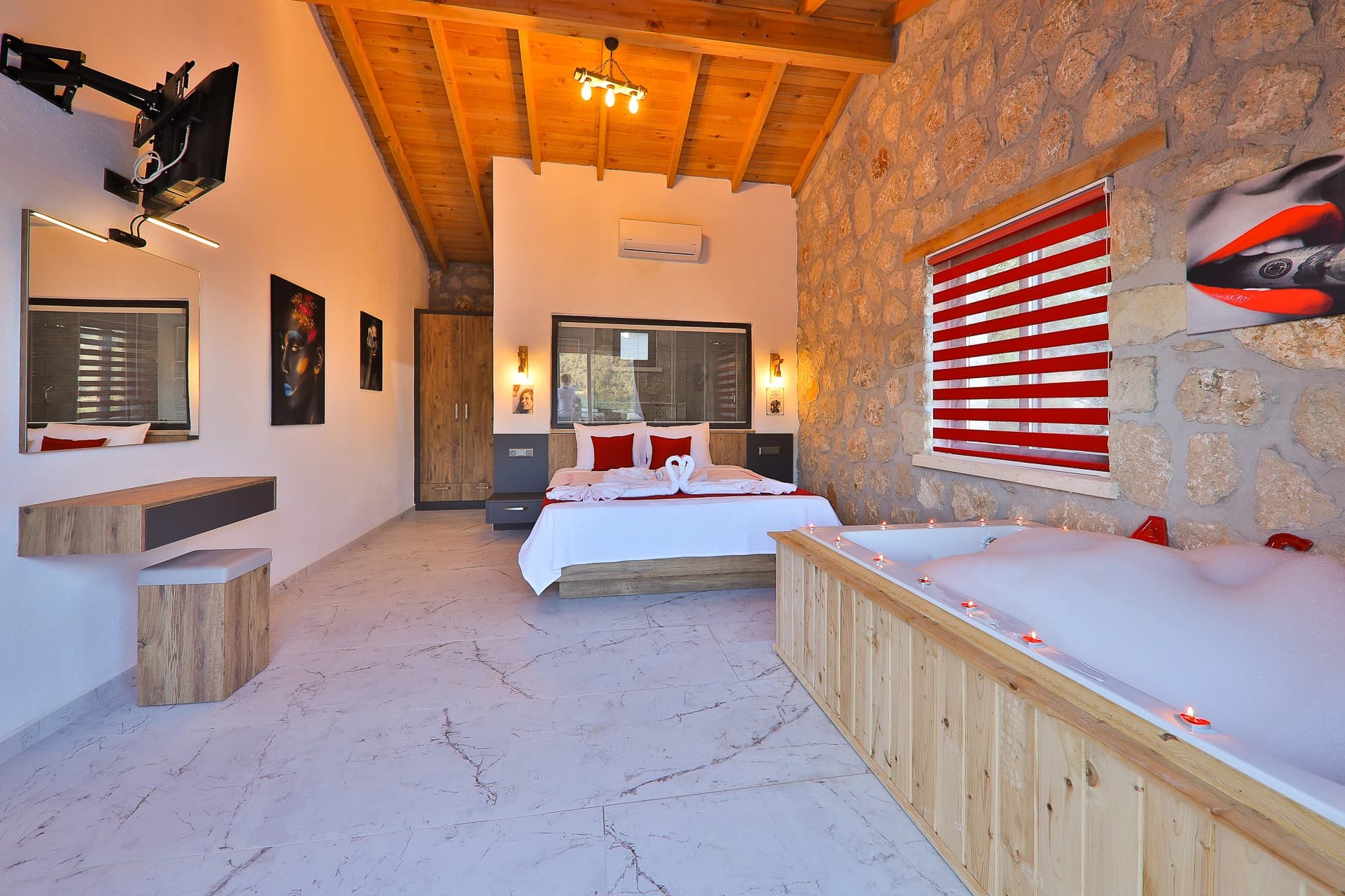 Villa Tanç Korunaklı Havuz 77