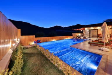 Villa Aden Korunaklı Havuz 49
