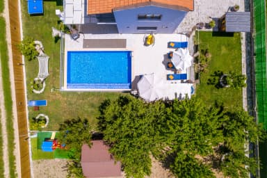 Villa Seyret Korunaklı Havuz 73