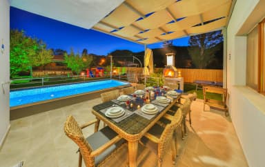 Villa Seyret Korunaklı Havuz 37