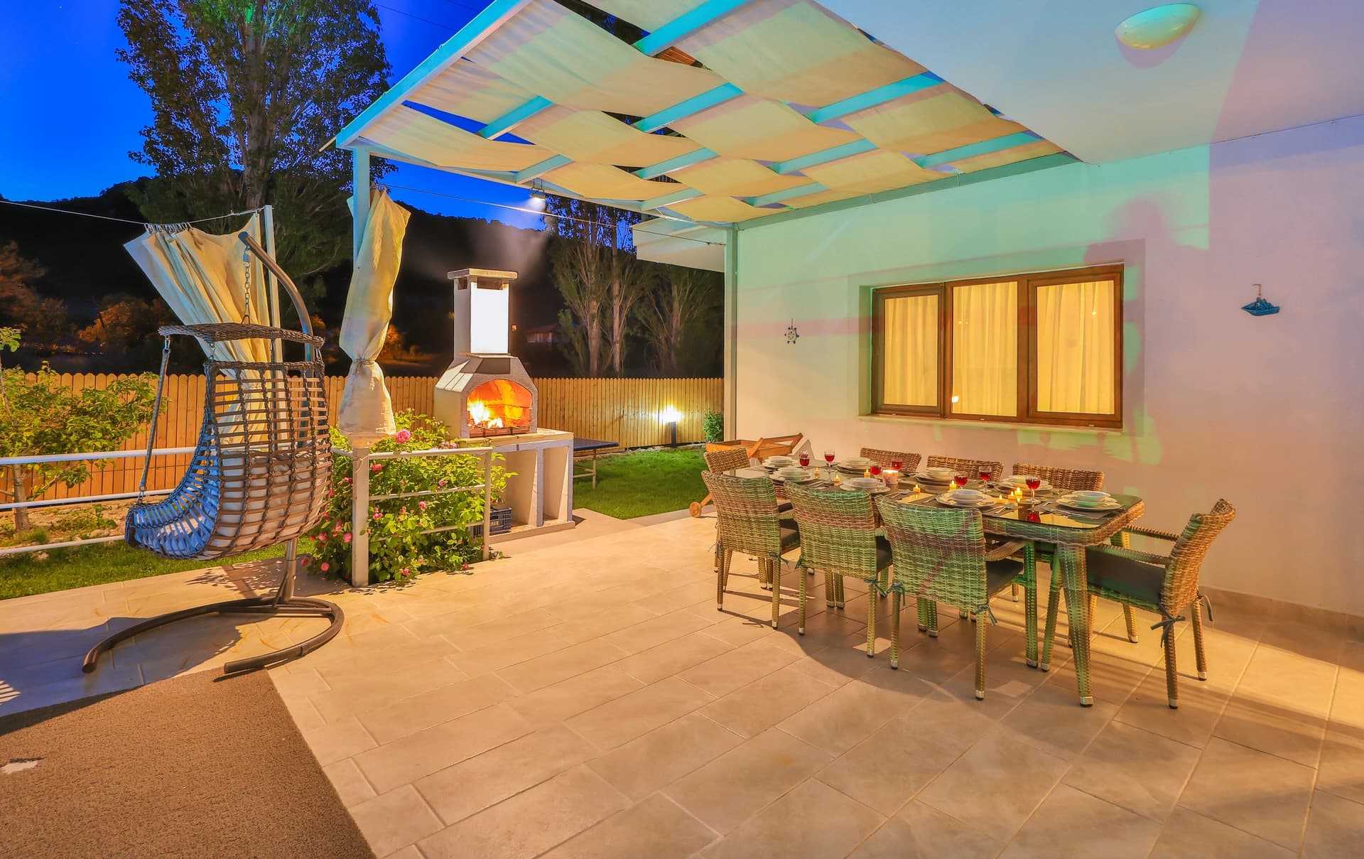 Villa Seyret Korunaklı Havuz 51