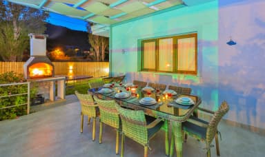 Villa Seyret Korunaklı Havuz 29