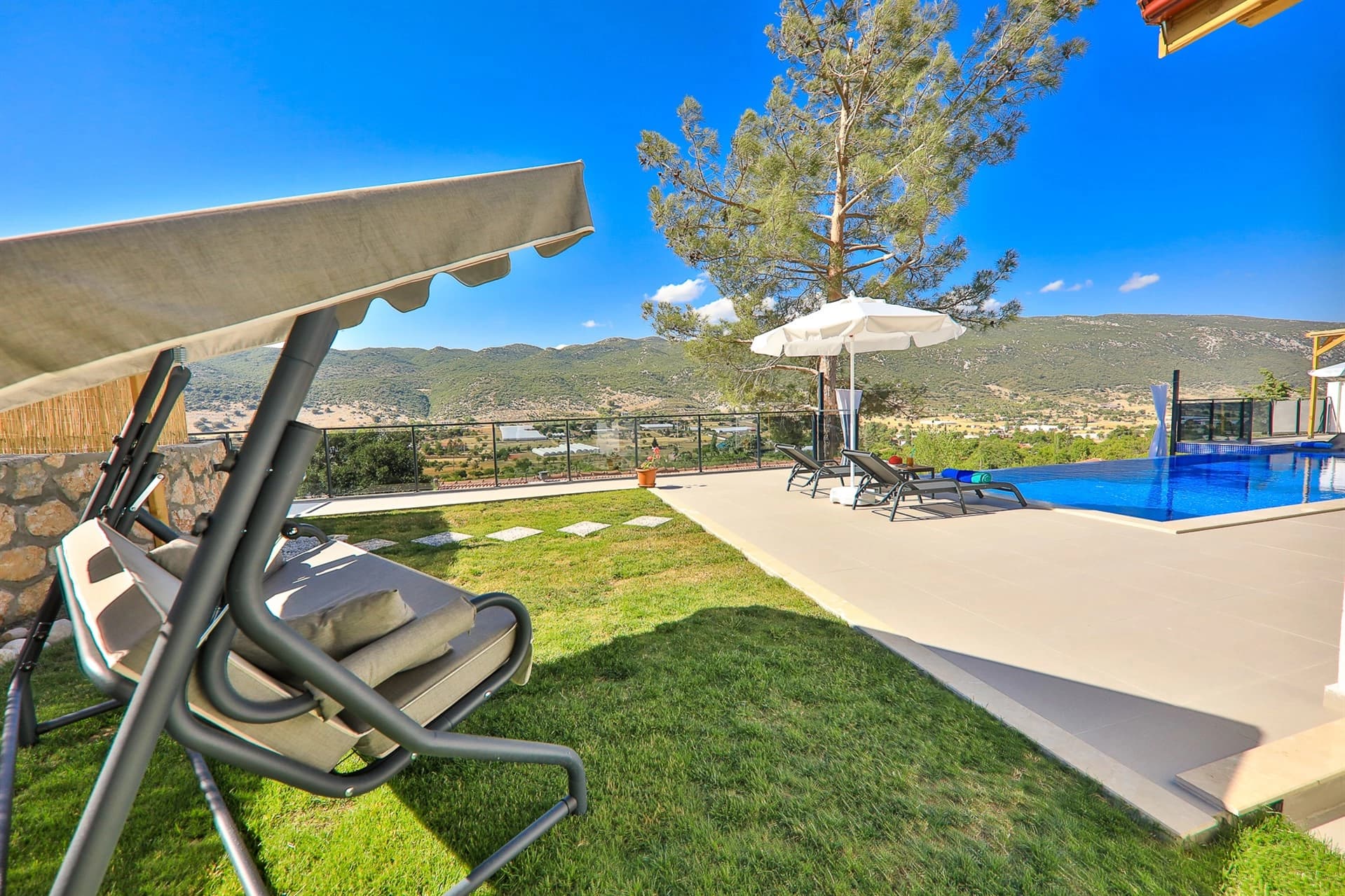 Villa Kozalak Korunaklı Havuz 86