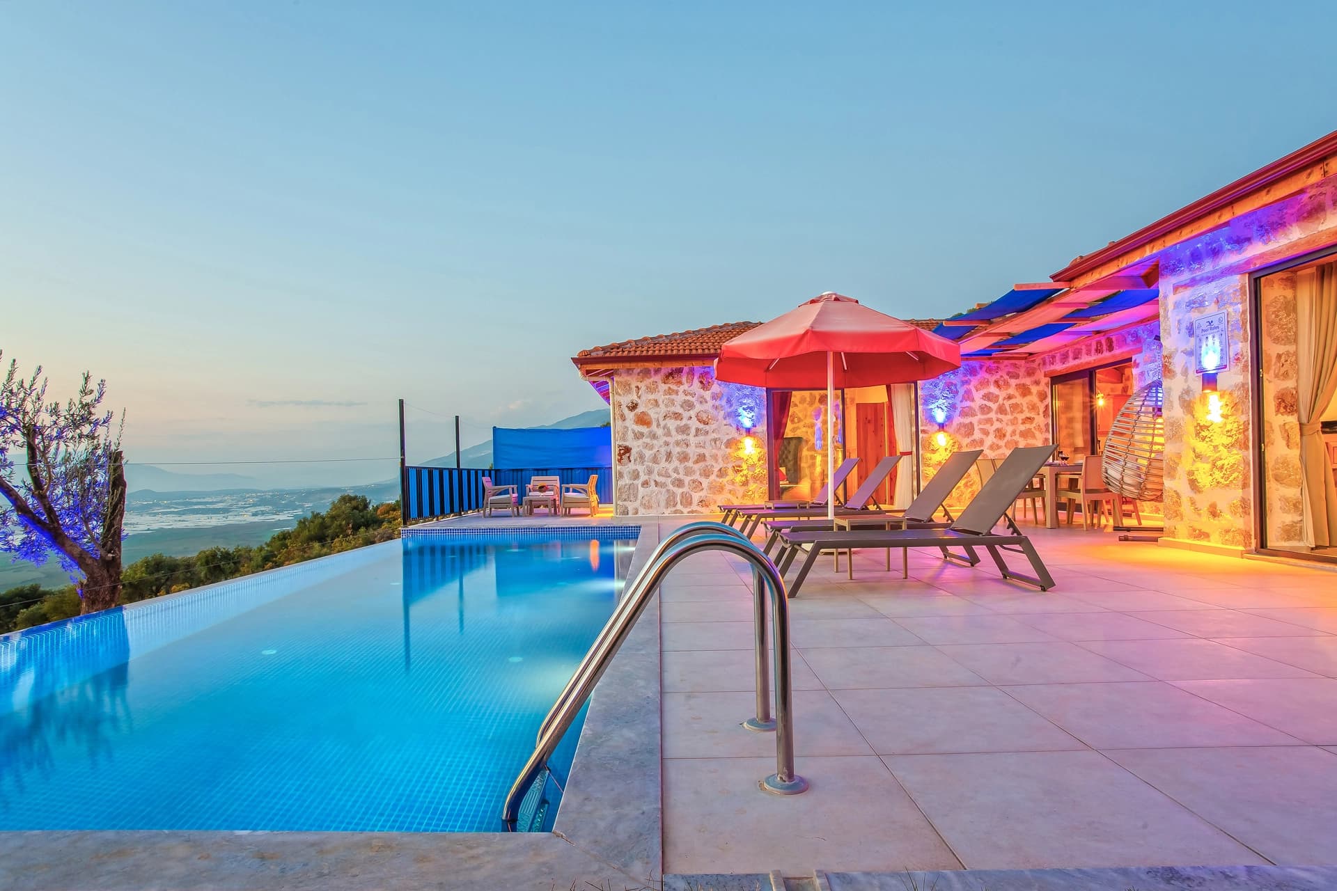 Villa Yiğit 2 Korunaklı Havuz 24