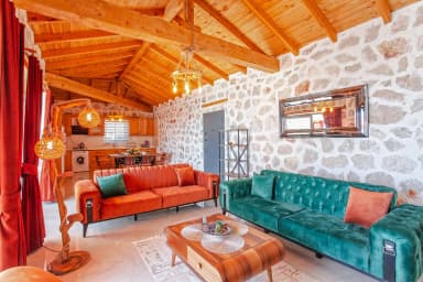 Villa Yiğit 2 Korunaklı Havuz 80