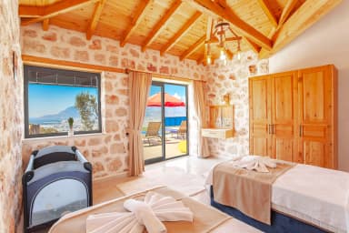 Villa Yiğit 2 Korunaklı Havuz 74