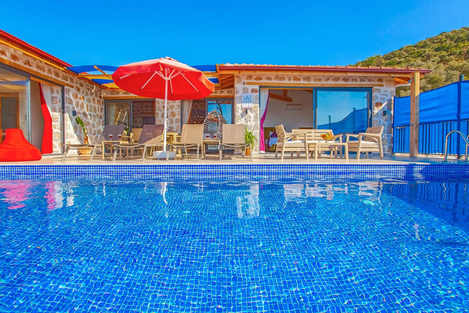 Villa Yiğit 1 Korunaklı Havuz 44