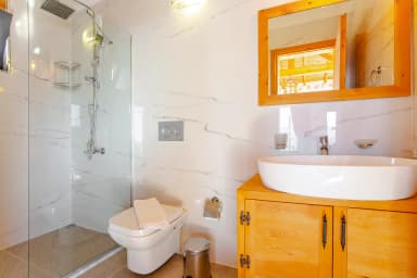 Villa Yiğit 1 Korunaklı Havuz 18