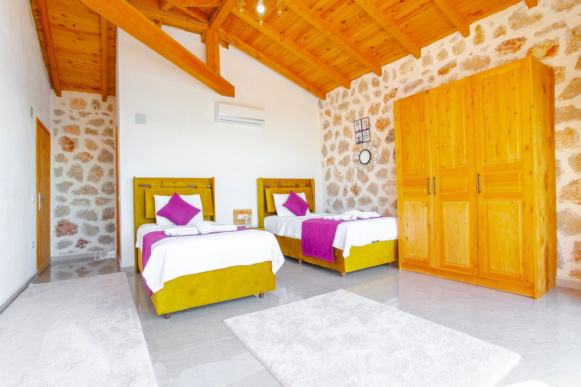 Villa Yiğit 1 Korunaklı Havuz 46