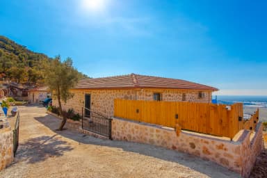 Villa Yiğit 1 Korunaklı Havuz 88