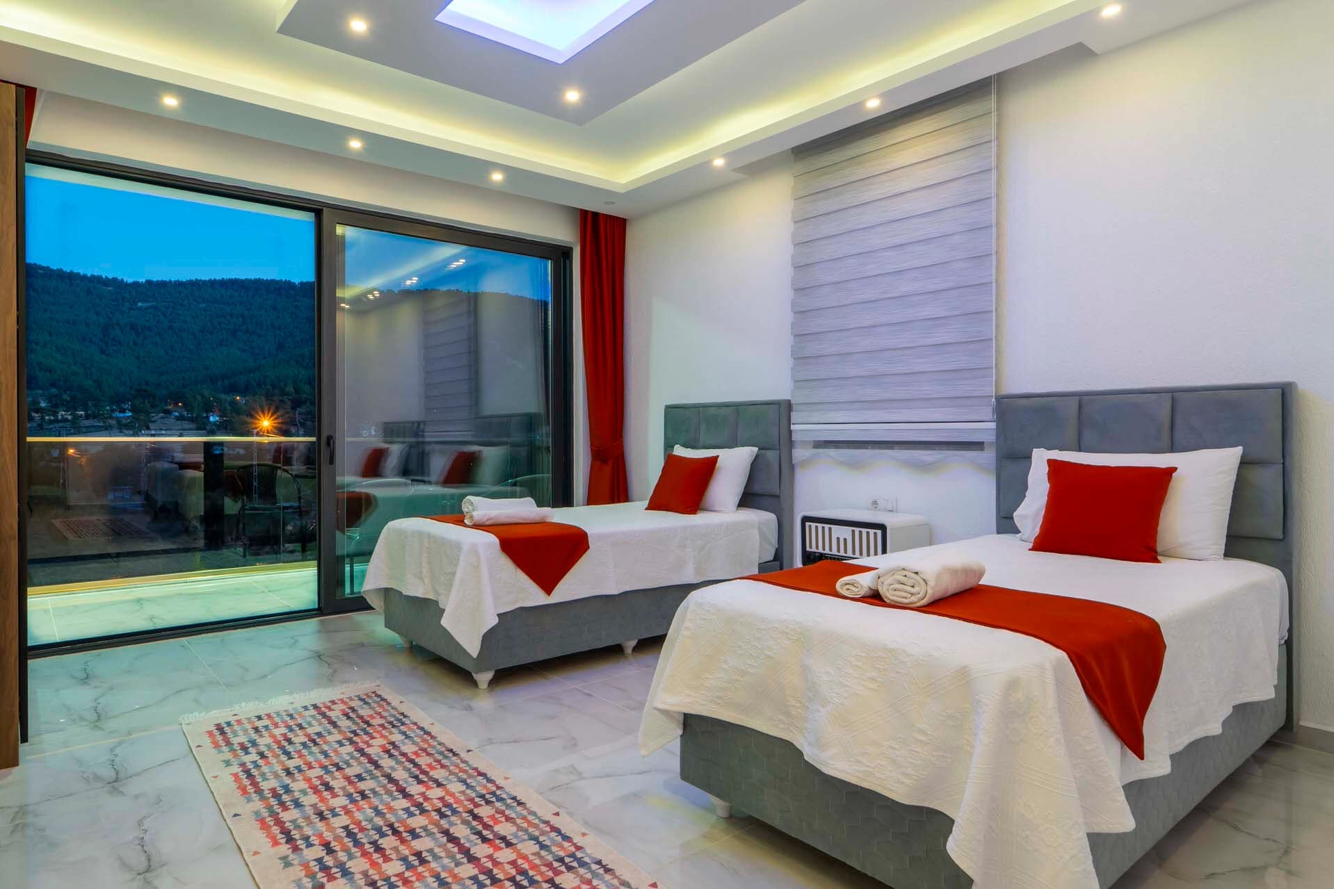 Villa Çınar Ağacı Çocuk Havuzu 16