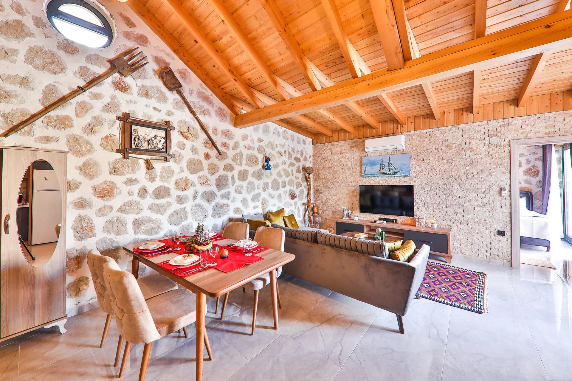 Villa Gökkaya Korunaklı Havuz 86