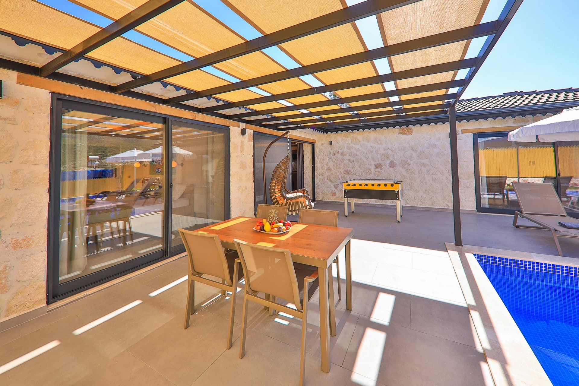 Villa Kalisto Korunaklı Havuz 44