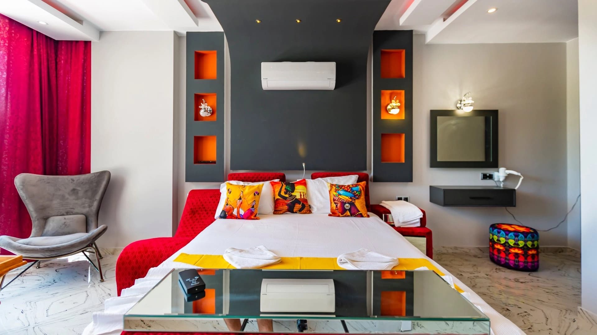 Villa Desen Korunaklı Havuz 44