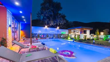 Villa Desen Korunaklı Havuz 22