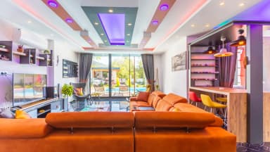 Villa Desen Korunaklı Havuz 78