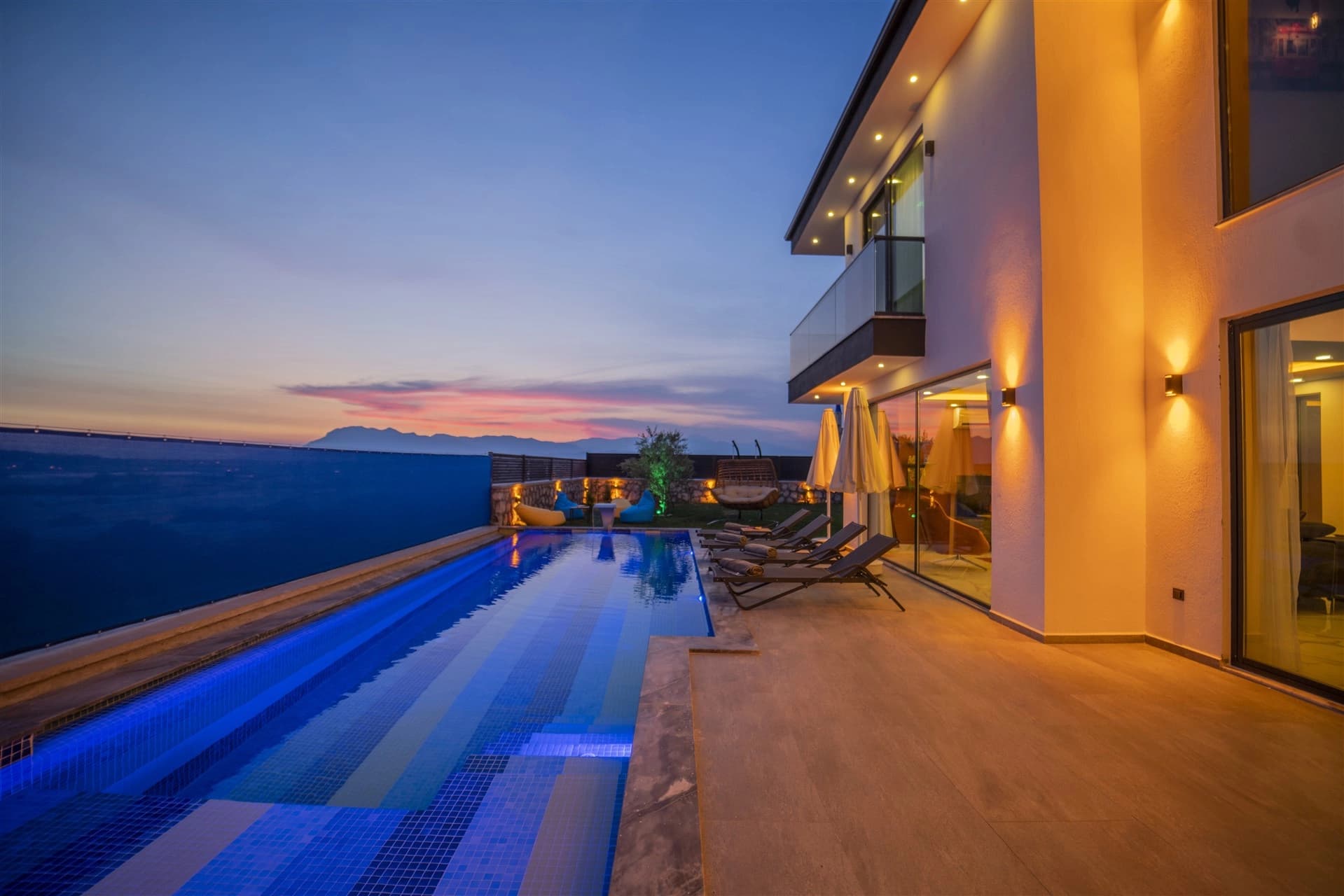 Villa Livaya Korunaklı Havuz 85